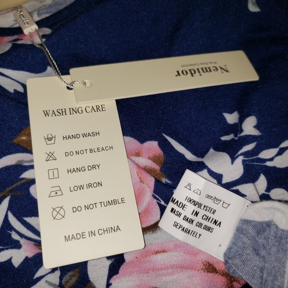 NWT Nemidor Dark Blue Floral Maxi Dress Size 20 - Picture 8 of 10